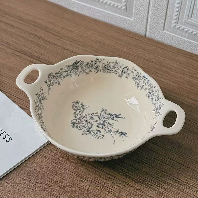 Retro blue patterned plate