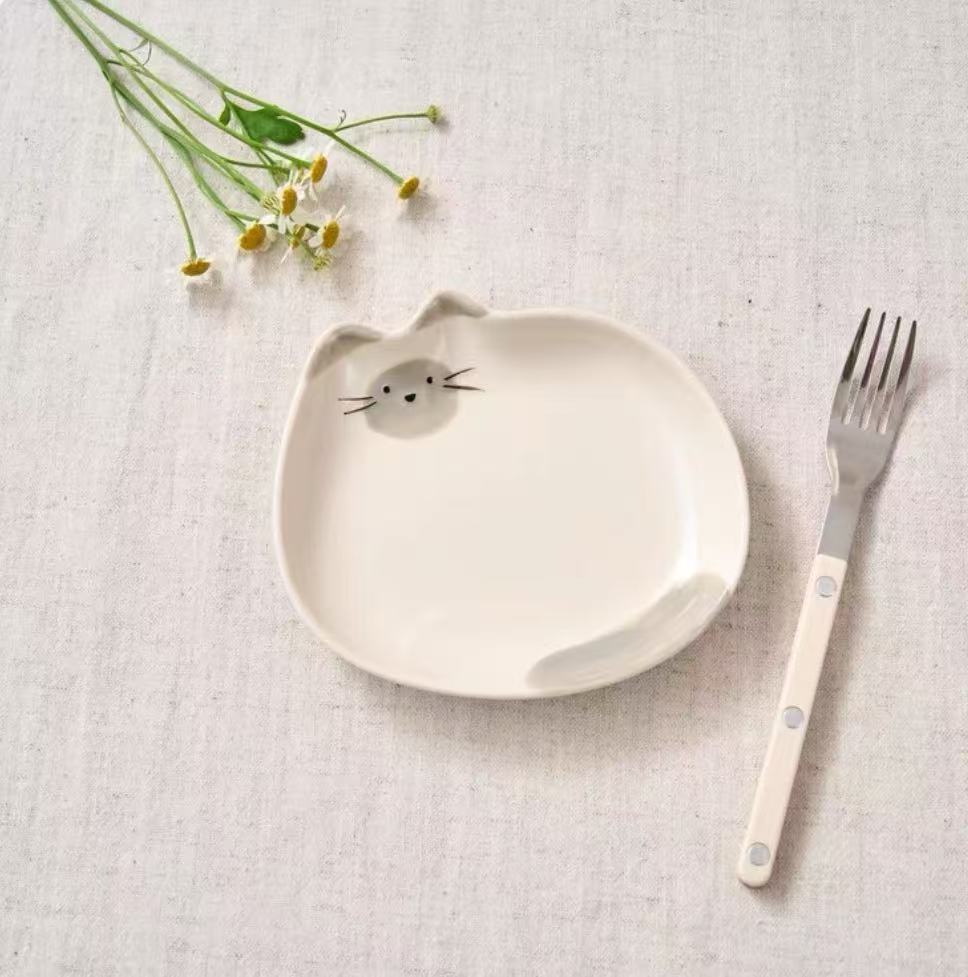 Cute Japanese cat-themed ceramics Plate