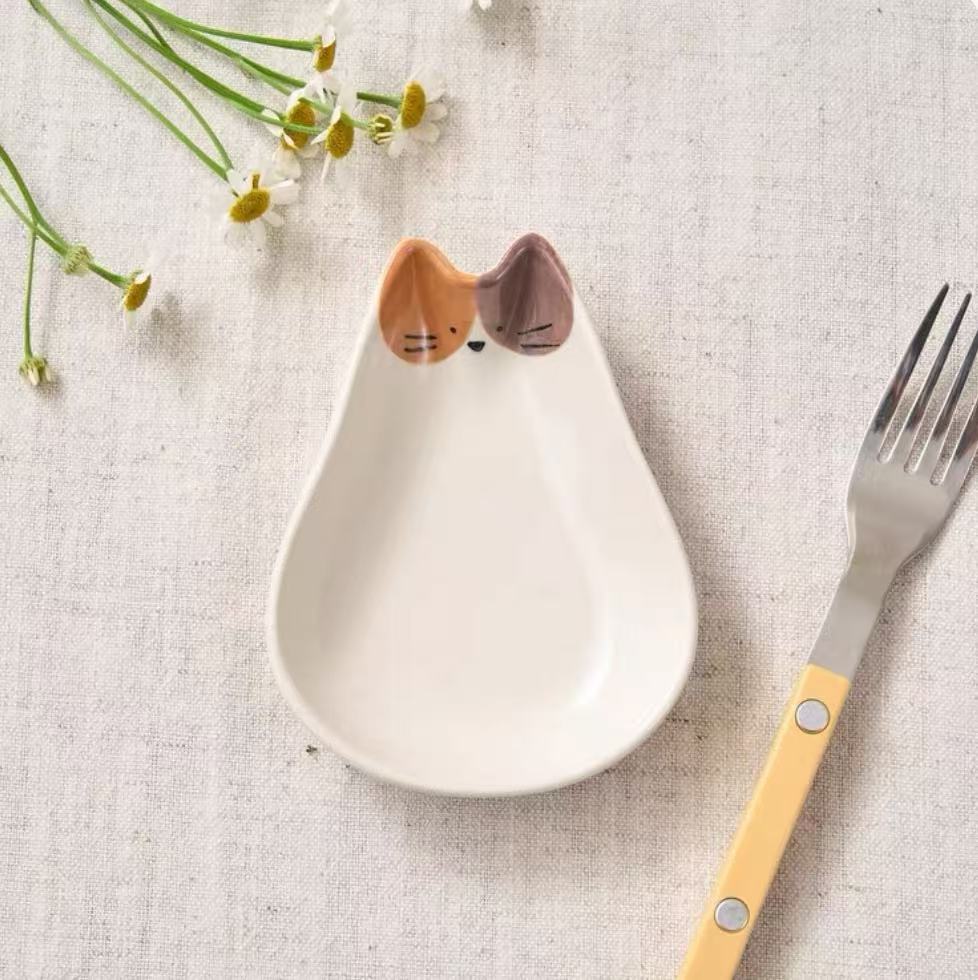 Cute Japanese cat-themed ceramics Plate