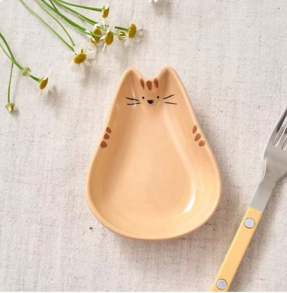 Cute Japanese cat-themed ceramics Plate